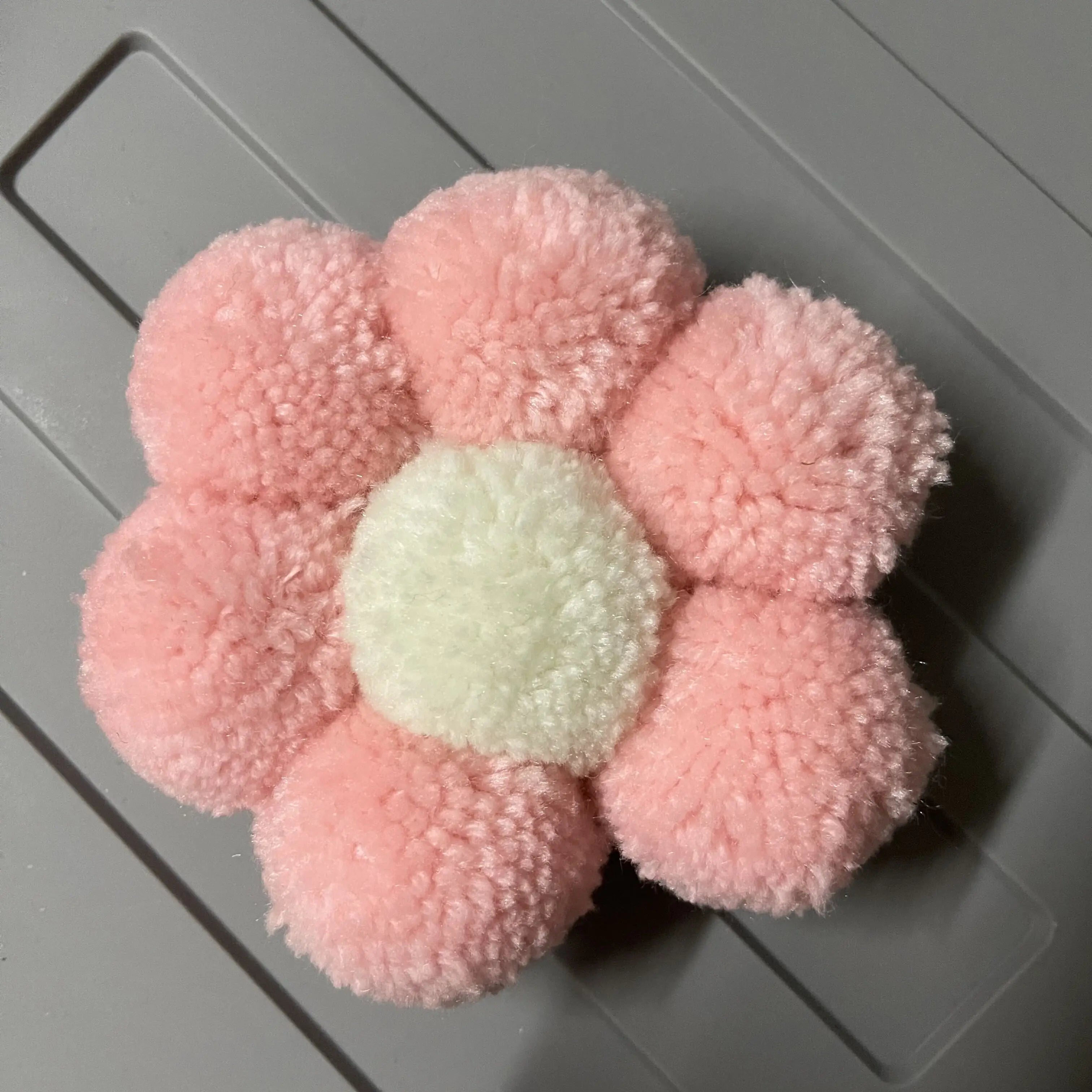 Boho Handmade Macrame Daisy Flower Wall Decor